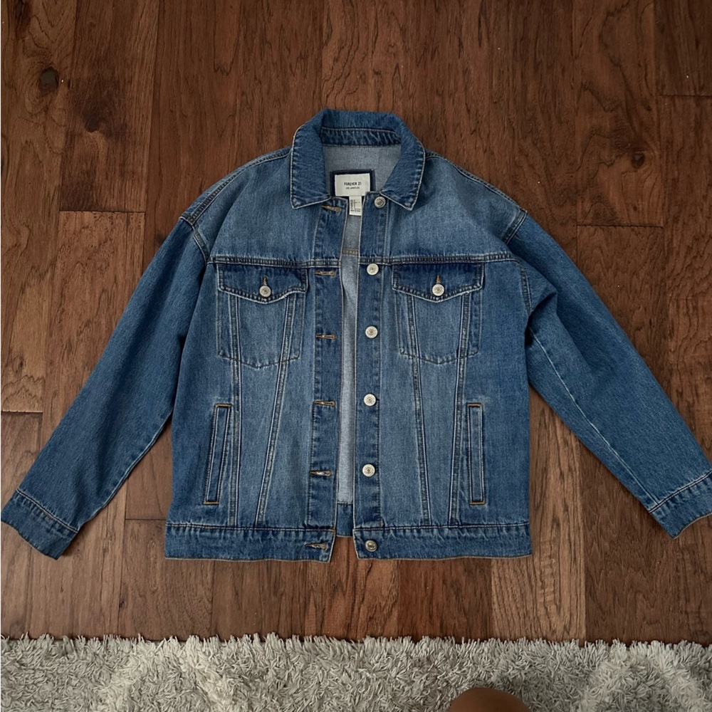 Forever 21 oversized denim jacket small